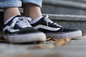 comment enlever les taches sur des baskets vans